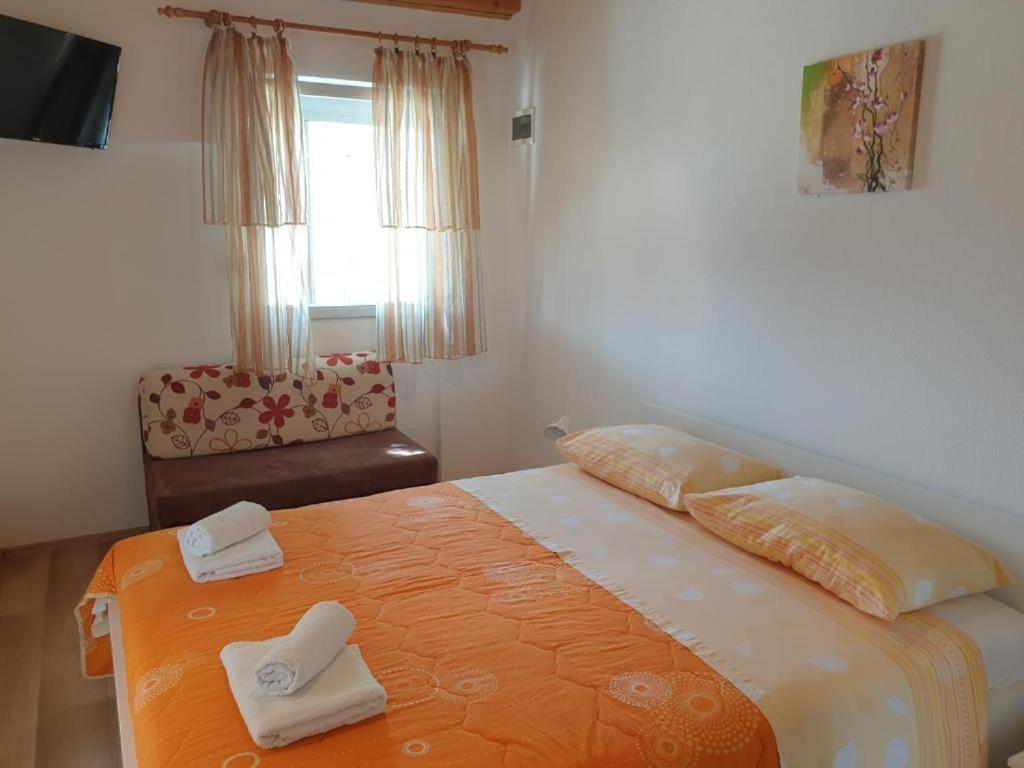 Apartments Hodanic Đảo Krk Ngoại thất bức ảnh
